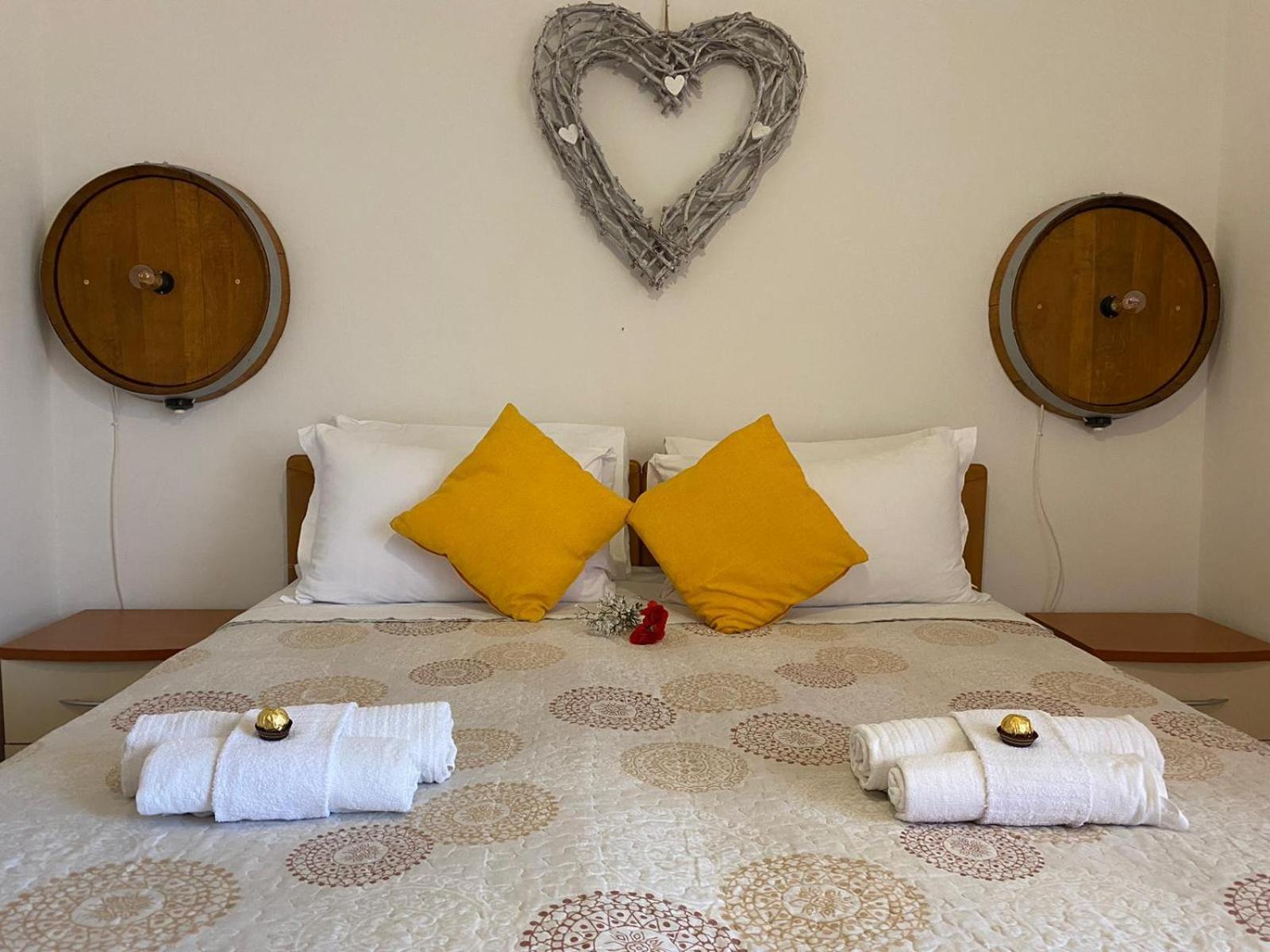 Agriturismo La Ruota Montelupo Albese Ngoại thất bức ảnh